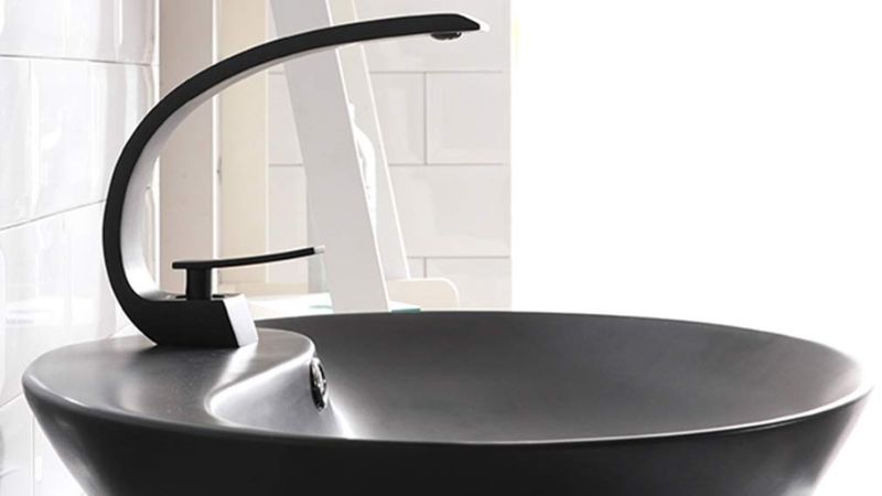 Art Deco Pedestal Sink